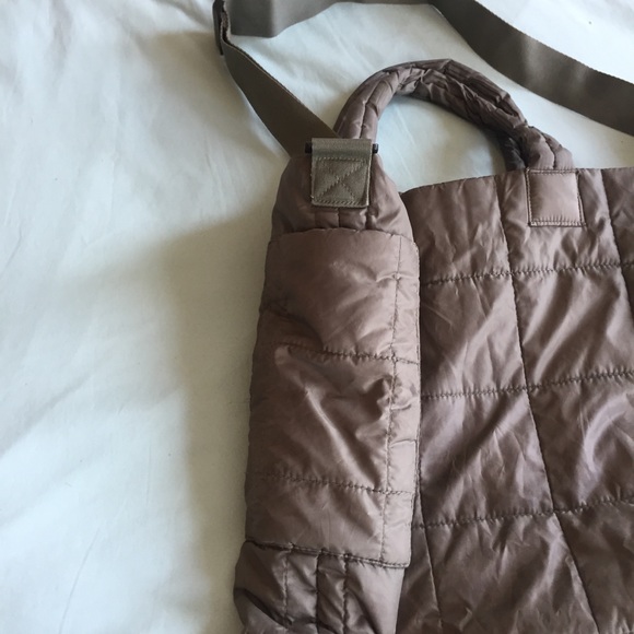 SOLD!Army green puffy bag with shoulder strap - Picture 7 of 8